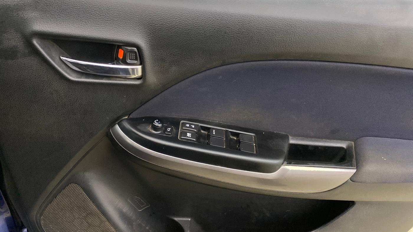 2020 Toyota Glanza G, Petrol, Manual, 67,150 km, Driver Side Door Panels Control