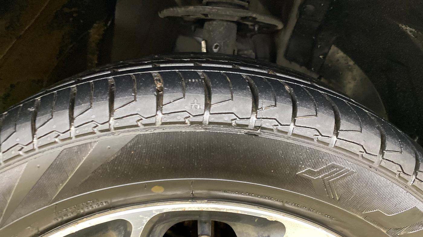 2020 Toyota Glanza G, Petrol, Manual, 67,150 km, Right Front Tyre Tread