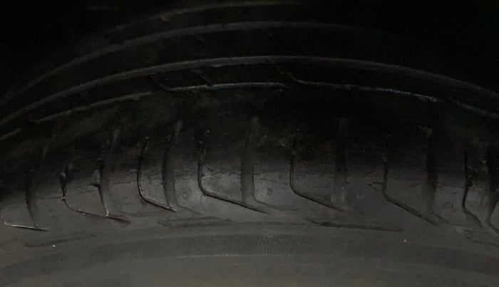 2021 Tata NEXON XZA PLUS PETROL, Petrol, Automatic, 51,226 km, Right Rear Tyre Tread