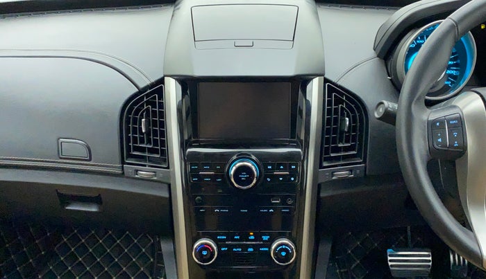2021 Mahindra XUV500 W11 AT, Diesel, Automatic, 8,732 km, Air Conditioner
