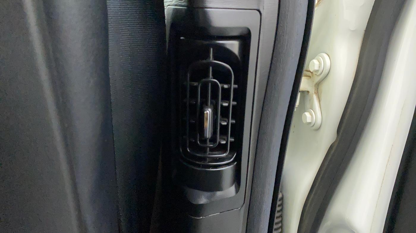 2021 Mahindra XUV500 W11 AT, Diesel, Automatic, 8,732 km, Rear AC Vents