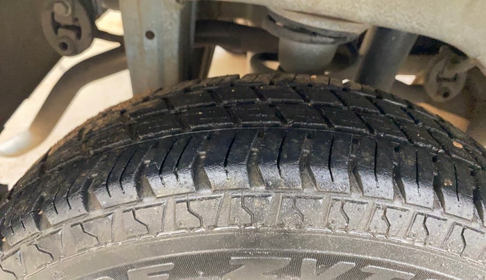 2013 Maruti Alto 800 LXI, Petrol, Manual, 47,983 km, Right Rear Tyre Tread