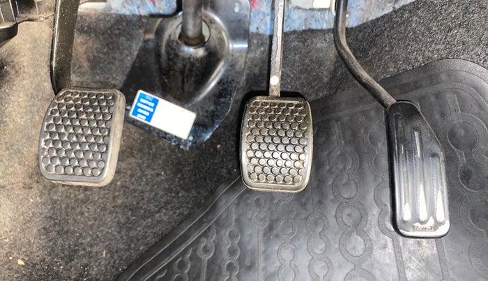 2013 Maruti Alto 800 LXI, Petrol, Manual, 47,983 km, Pedals