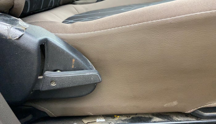 2013 Maruti Alto 800 LXI, Petrol, Manual, 47,983 km, Driver Side Adjustment Panel