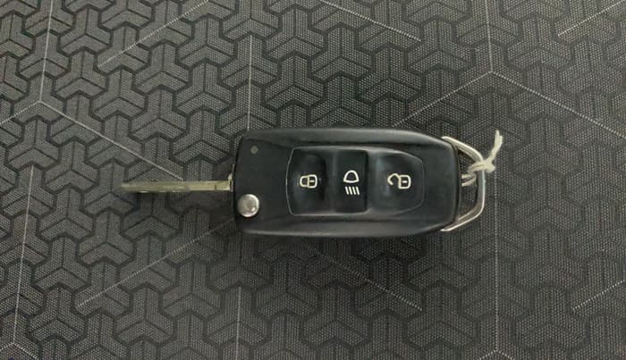2024 Tata Tiago XTA PETROL, Petrol, Automatic, 20,759 km, Key Close Up
