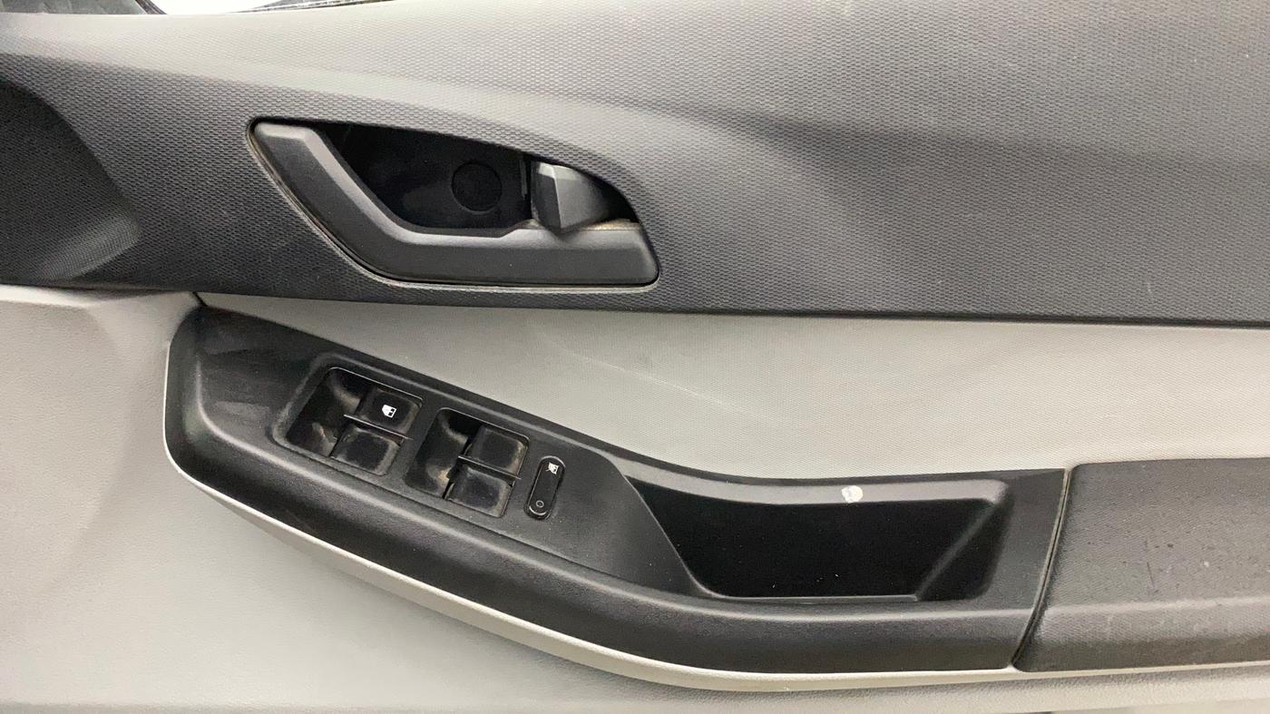 2024 Tata Tiago XTA PETROL, Petrol, Automatic, 20,759 km, Driver Side Door Panels Control