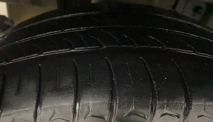 2022 Tata TIGOR XZ PLUS CNG, CNG, Manual, 93,895 km, Right Rear Tyre Tread