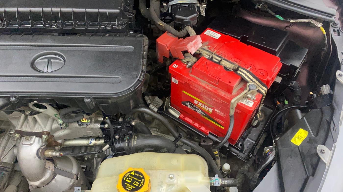 2022 Tata TIGOR XZ PLUS CNG, CNG, Manual, 93,895 km, Engine View - Left