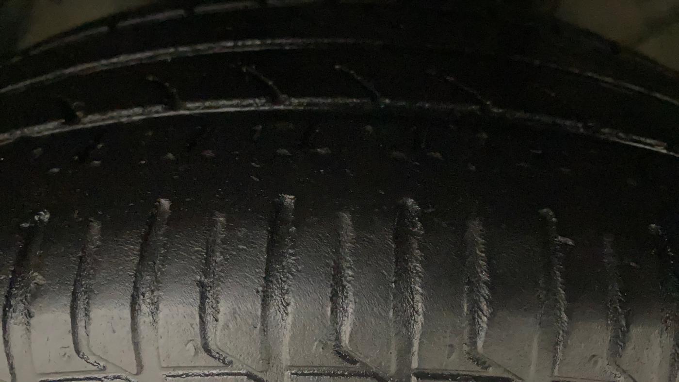2022 Tata TIGOR XZ PLUS CNG, CNG, Manual, 93,895 km, Right Front Tyre Tread
