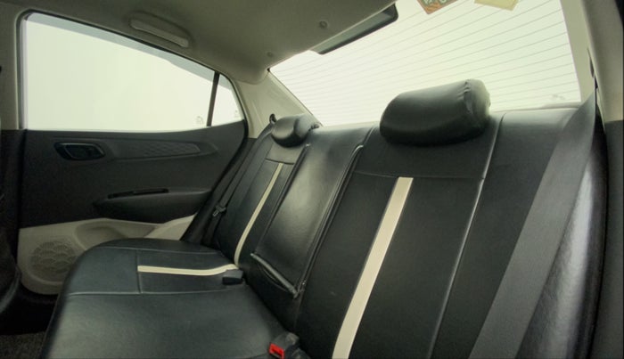 2020 Hyundai AURA S 1.2 CNG, CNG, Manual, 35,727 km, Right Side Rear Door Cabin