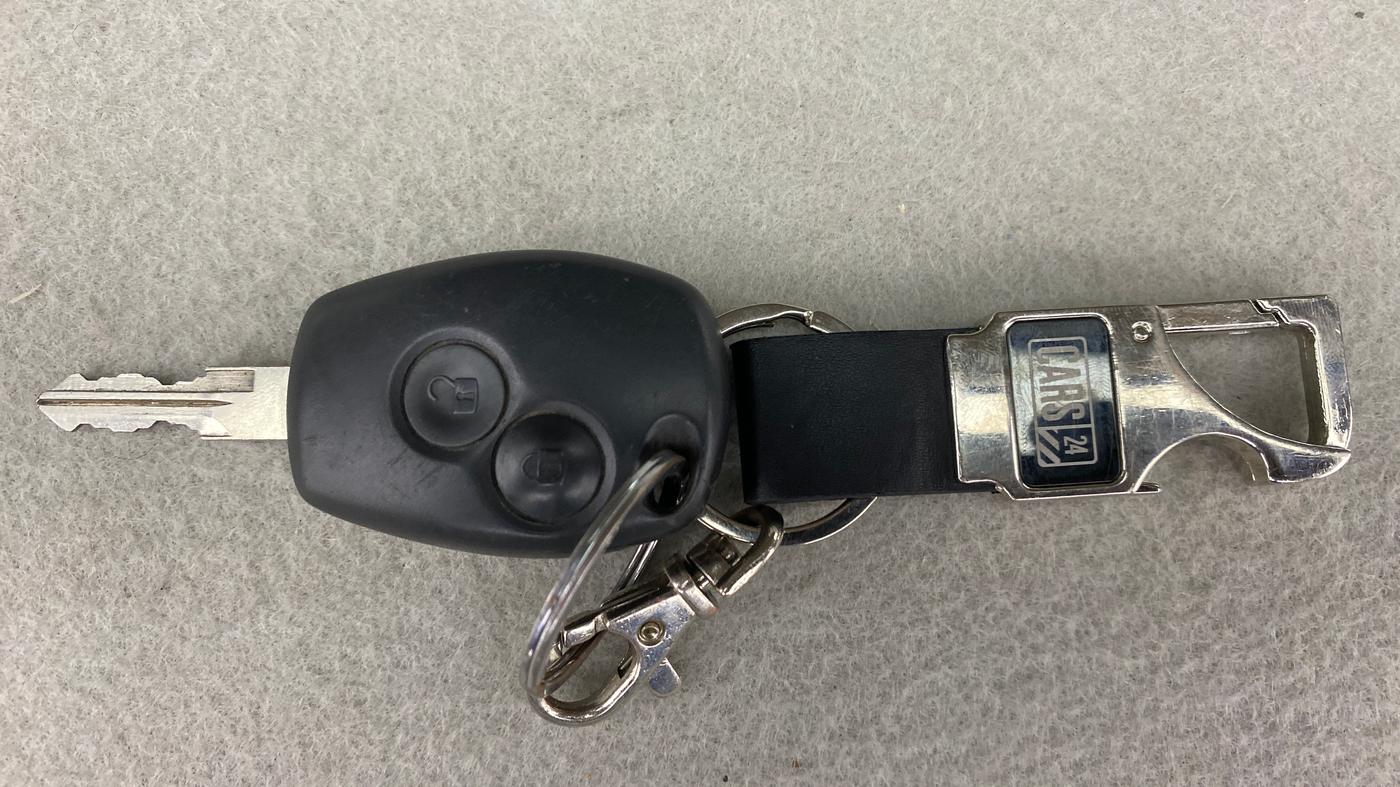 2014 Renault Duster RXL PLUS DIESEL 85, Diesel, Manual, 68,607 km, Key Close Up