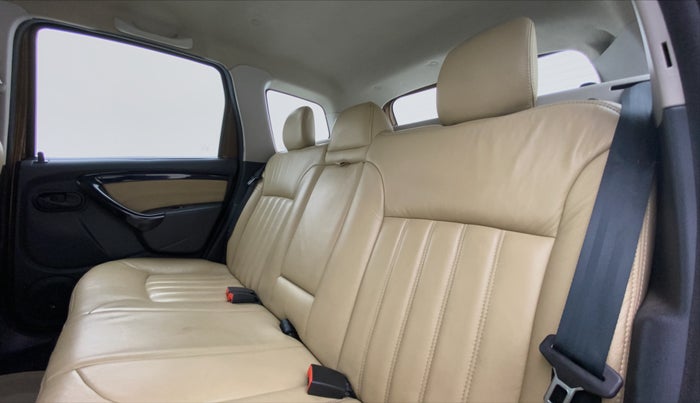 2014 Renault Duster RXL PLUS DIESEL 85, Diesel, Manual, 68,607 km, Right Side Rear Door Cabin