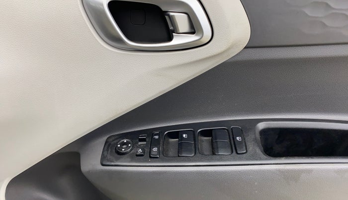 2020 Hyundai GRAND I10 NIOS SPORTZ AMT 1.2 KAPPA VTVT, Petrol, Automatic, 40,151 km, Driver Side Door Panels Control