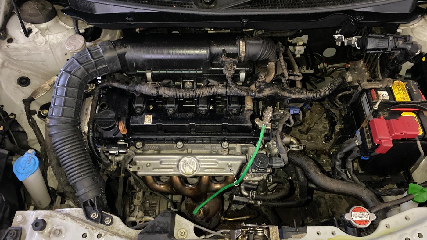 2023 Maruti Swift VXI, Petrol, Manual, 12,200 km, Engine View
