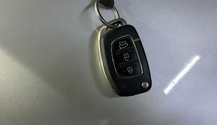 2016 Hyundai i20 Active 1.2 S, Petrol, Manual, 86,660 km, Key Close Up