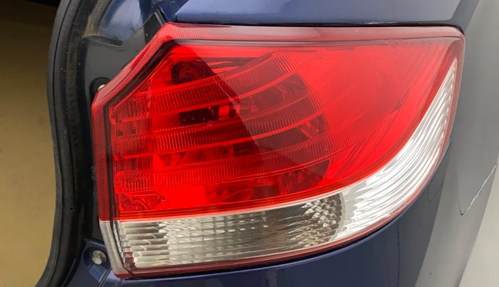 2017 Maruti Ciaz ALPHA 1.4 PETROL, Petrol, Manual, 77,367 km, Right tail light - Minor damage