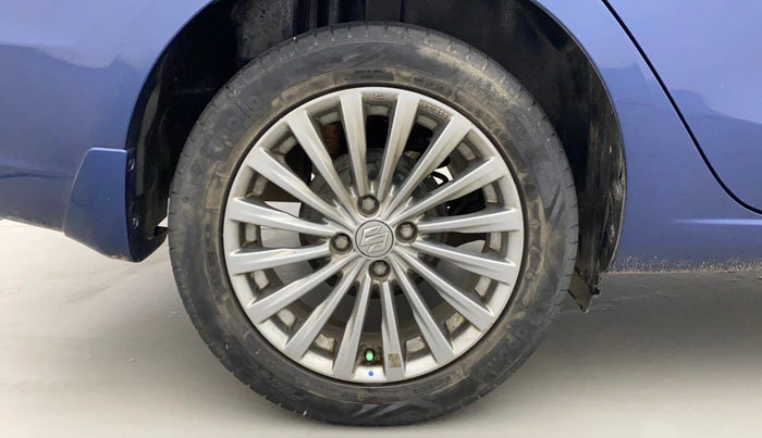 2017 Maruti Ciaz ALPHA 1.4 PETROL, Petrol, Manual, 77,367 km, Right Rear Wheel