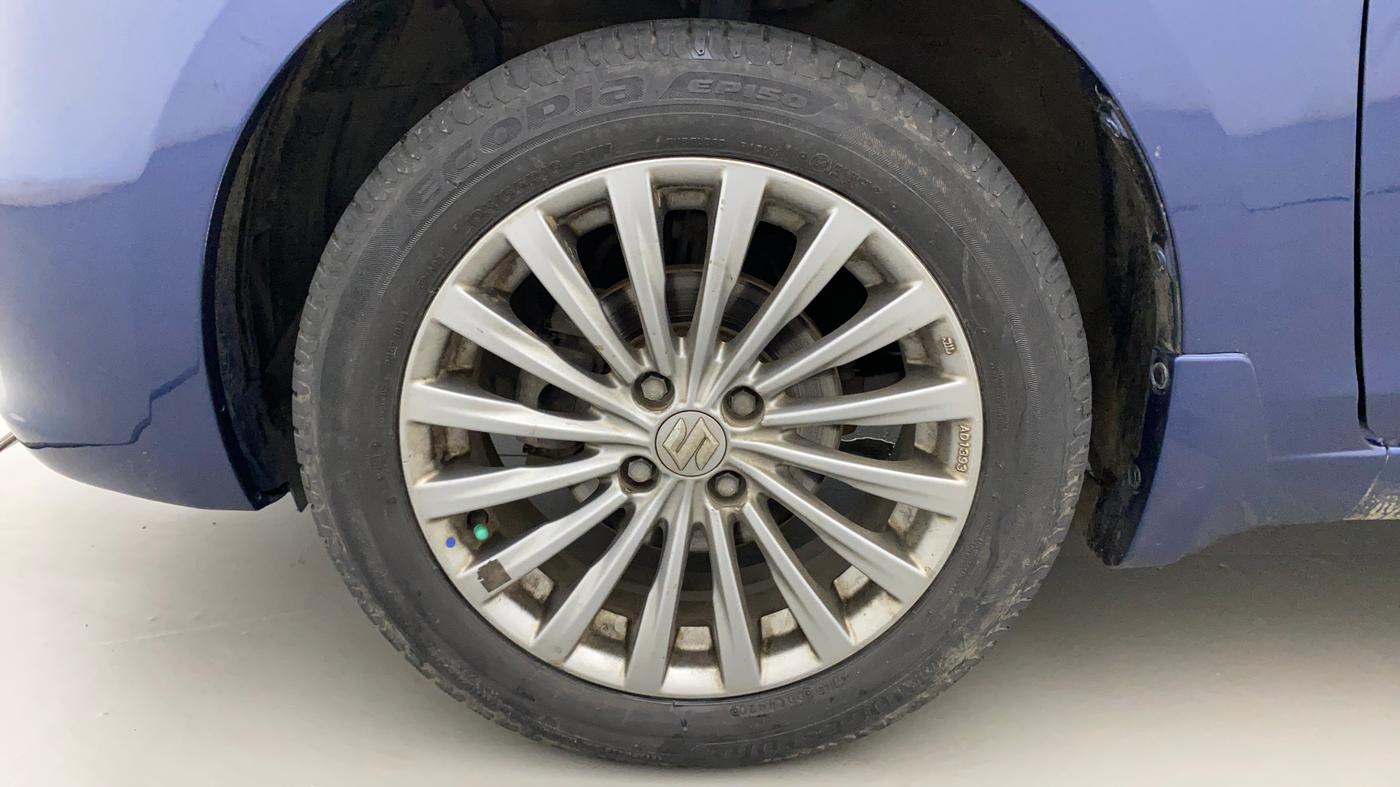 2017 Maruti Ciaz ALPHA 1.4 PETROL, Petrol, Manual, 77,367 km, Left Front Wheel