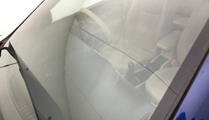 2017 Maruti Ciaz ALPHA 1.4 PETROL, Petrol, Manual, 77,367 km, Front windshield - Minor spot on windshield