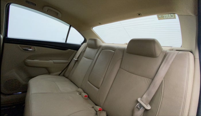 2017 Maruti Ciaz ALPHA 1.4 PETROL, Petrol, Manual, 77,367 km, Right Side Rear Door Cabin