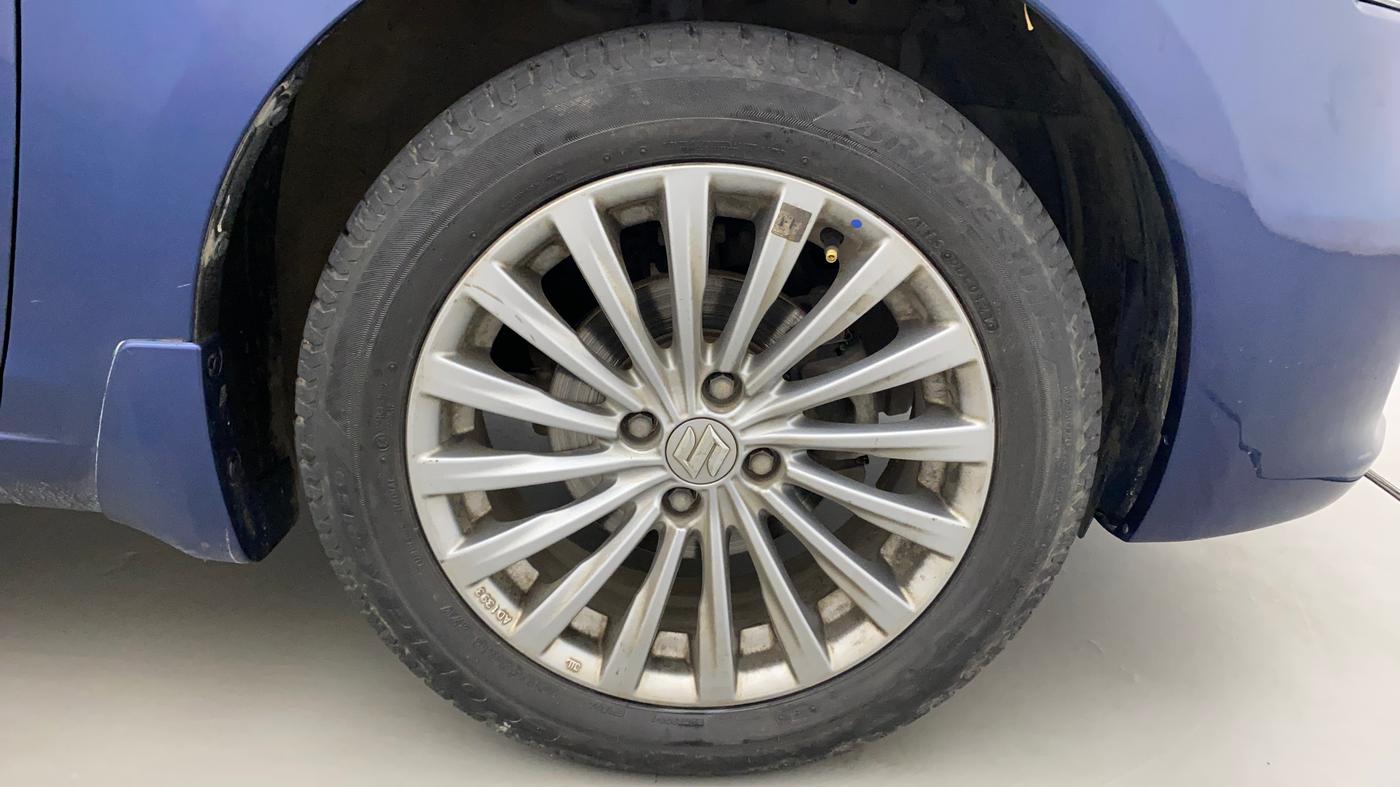 2017 Maruti Ciaz ALPHA 1.4 PETROL, Petrol, Manual, 77,367 km, Right Front Wheel