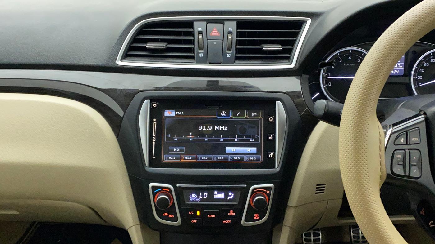 2017 Maruti Ciaz ALPHA 1.4 PETROL, Petrol, Manual, 77,367 km, Air Conditioner