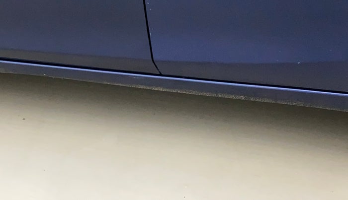 2017 Maruti Ciaz ALPHA 1.4 PETROL, Petrol, Manual, 77,367 km, Left running board - Minor scratches