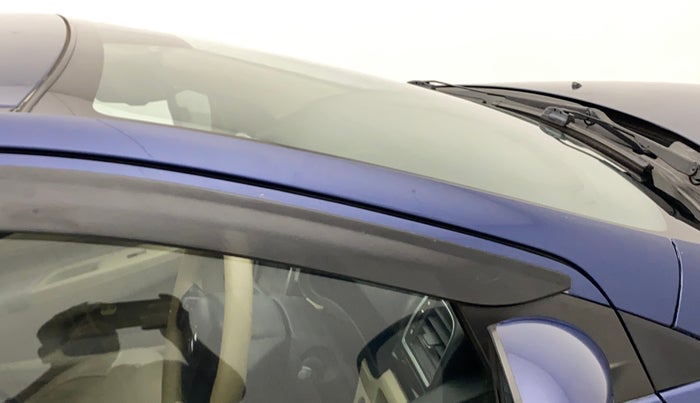 2017 Maruti Ciaz ALPHA 1.4 PETROL, Petrol, Manual, 77,367 km, Right A pillar - Slightly rusted
