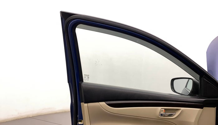 2017 Maruti Ciaz ALPHA 1.4 PETROL, Petrol, Manual, 77,367 km, Left front window switch / handle - Power window makes minor noise