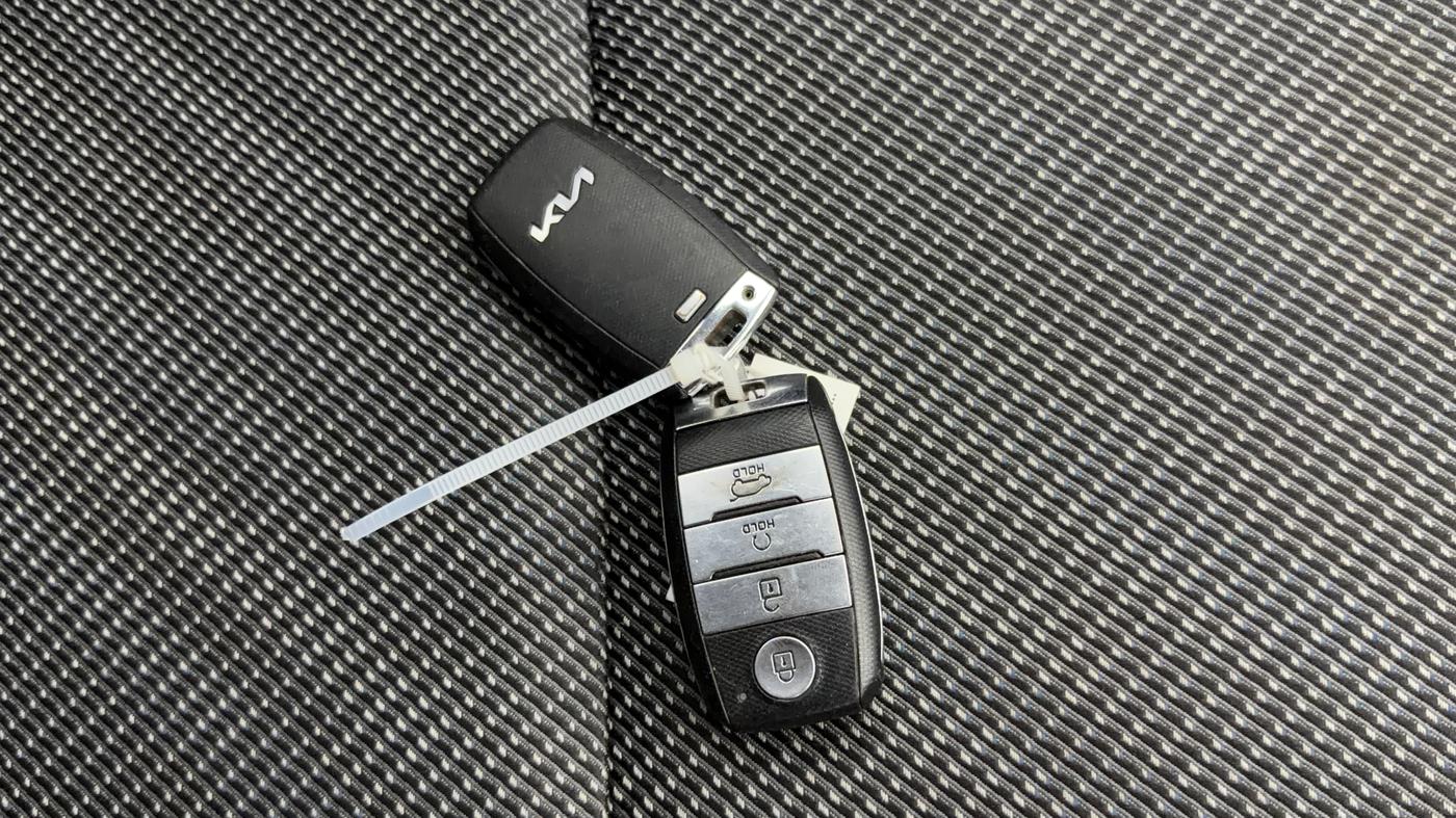 2022 KIA SELTOS HTK PLUS 1.5, Petrol, Manual, 46,681 km, Key Close Up
