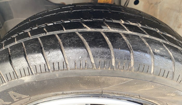 2022 Honda Amaze 1.2L I-VTEC S, Petrol, Manual, 26,343 km, Left Front Tyre Tread