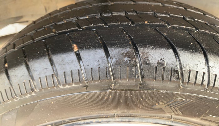 2022 Honda Amaze 1.2L I-VTEC S, Petrol, Manual, 26,343 km, Right Rear Tyre Tread