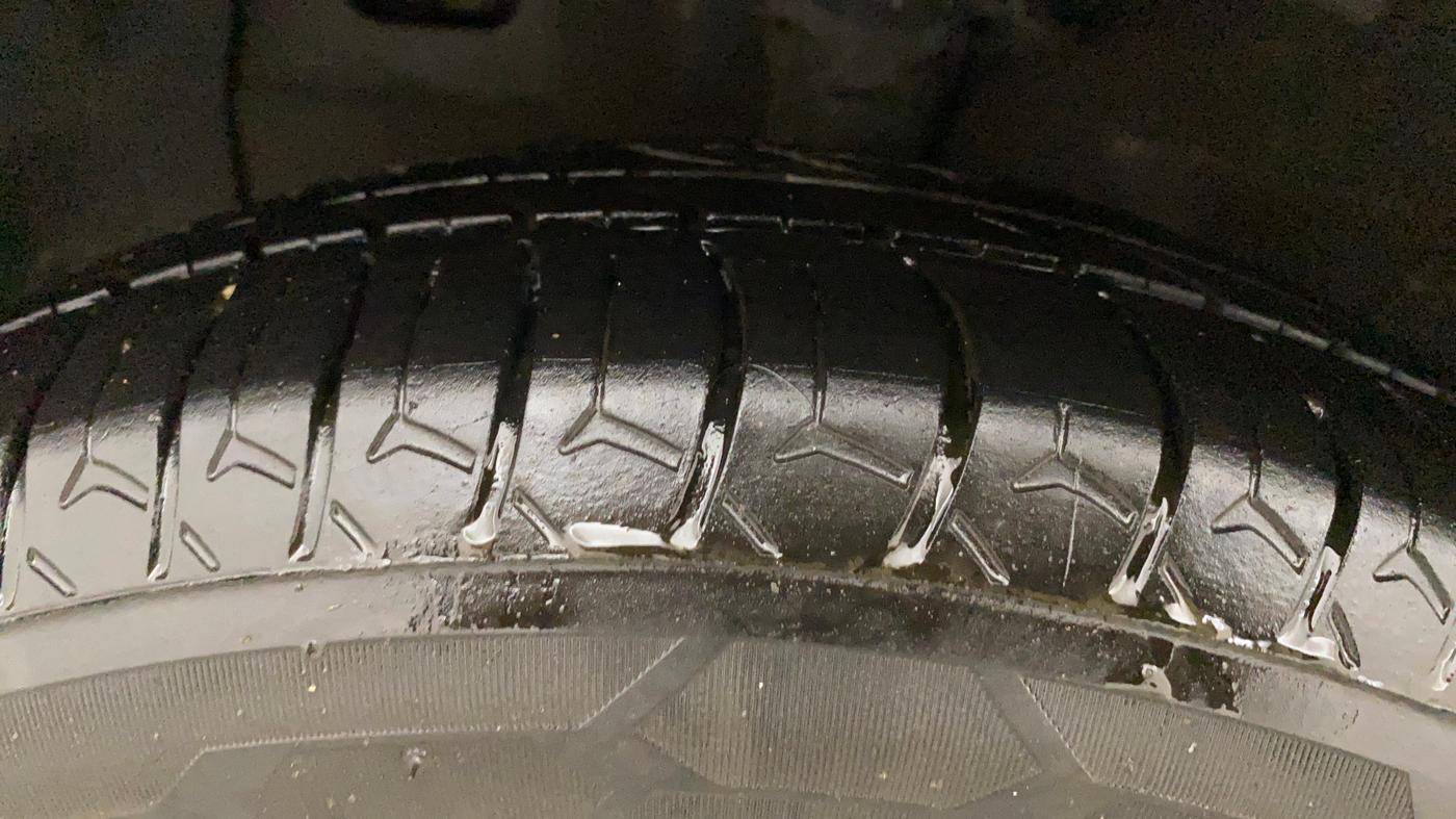 2019 Hyundai NEW SANTRO SPORTZ CNG, CNG, Manual, 1,00,163 km, Left Front Tyre Tread