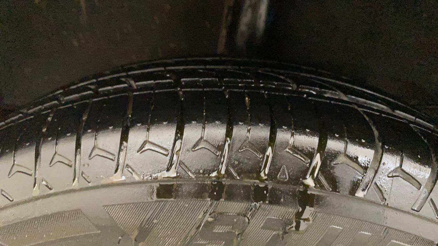 2019 Hyundai NEW SANTRO SPORTZ CNG, CNG, Manual, 1,00,163 km, Right Rear Tyre Tread