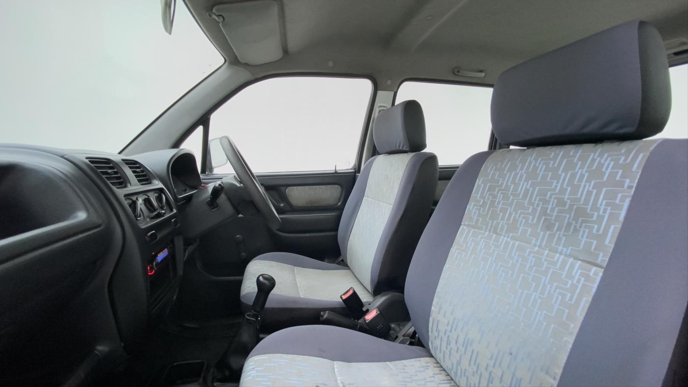 2009 Maruti Wagon R LXI MINOR, Petrol, Manual, 83,699 km, Right Side Front Door Cabin View