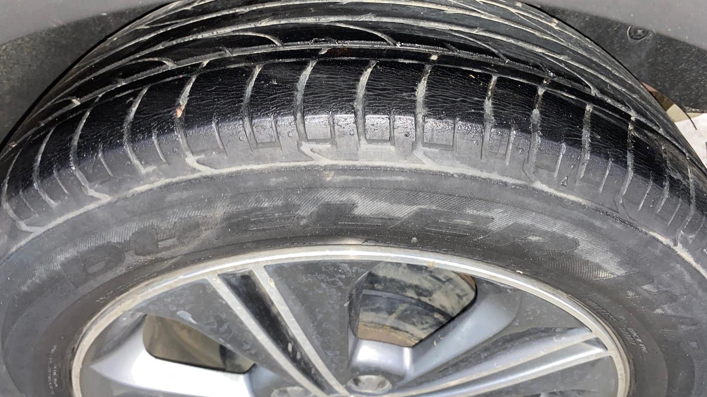 2016 Hyundai Creta SX PLUS AT 1.6 PETROL, Petrol, Automatic, 41,263 km, Left Rear Tyre Tread