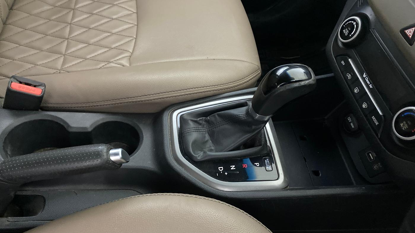 2016 Hyundai Creta SX PLUS AT 1.6 PETROL, Petrol, Automatic, 41,263 km, Gear Lever