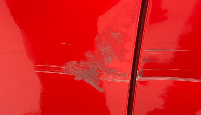 2017 Maruti Swift VDI (O), Diesel, Manual, 96,391 km, Front passenger door - Minor scratches