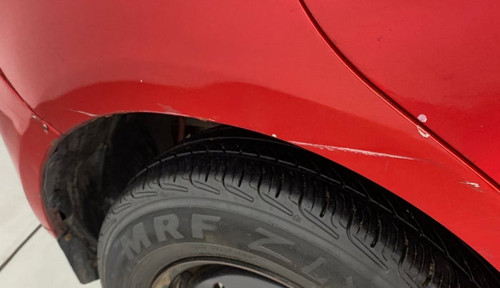 2017 Maruti Swift VDI (O), Diesel, Manual, 96,391 km, Right quarter panel - Minor scratches