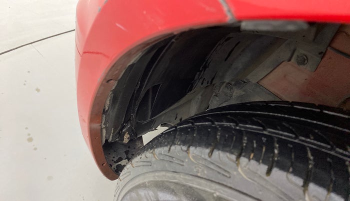 2017 Maruti Swift VDI (O), Diesel, Manual, 96,391 km, Left fender - Lining loose