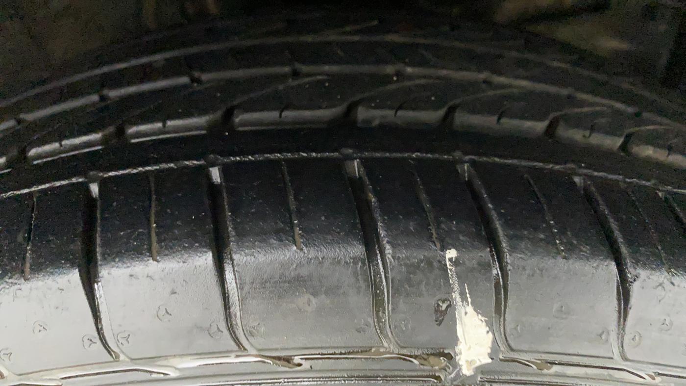 2017 Honda WR-V 1.2 i-VTEC VX MT, Petrol, Manual, 14,281 km, Right Front Tyre Tread