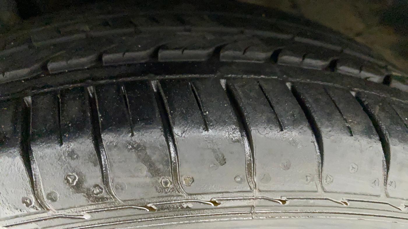 2017 Honda WR-V 1.2 i-VTEC VX MT, Petrol, Manual, 14,281 km, Left Front Tyre Tread