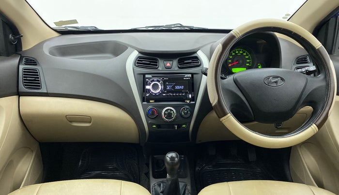 2017 Hyundai Eon ERA +, Petrol, Manual, 37,111 km, Dashboard