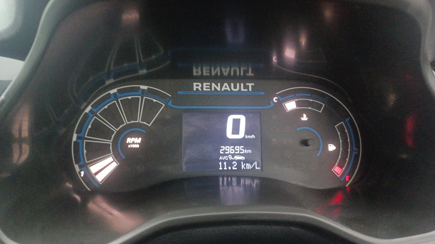 2021 Renault TRIBER RXT, Petrol, Manual, 29,694 km, Odometer Image