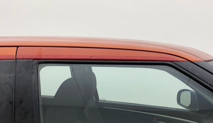 2013 Maruti Swift VDI, Diesel, Manual, 97,933 km, Driver-side door - Door visor damaged