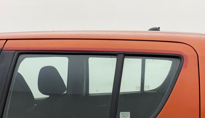 2013 Maruti Swift VDI, Diesel, Manual, 97,933 km, Rear left door - Door visor damaged