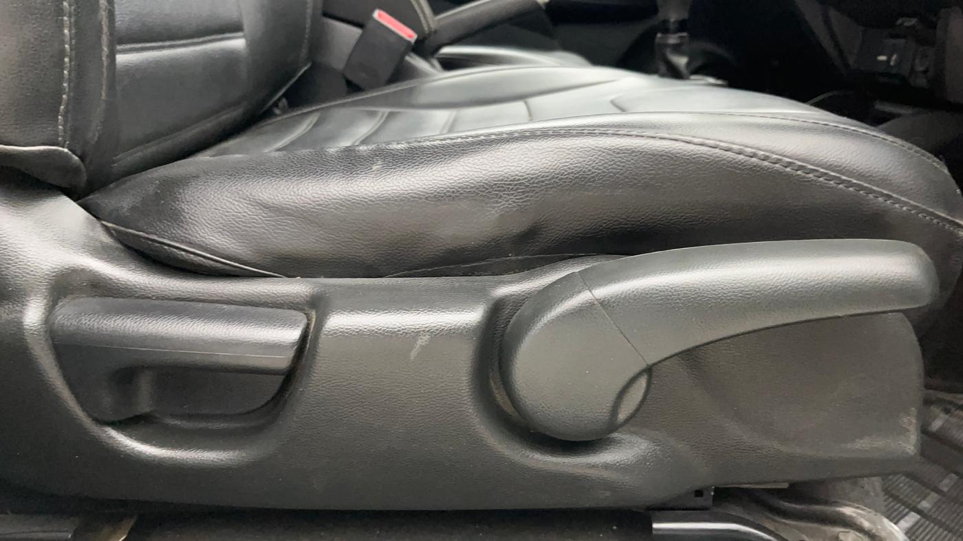 2018 Honda WR-V 1.2L I-VTEC VX MT, Petrol, Manual, 26,503 km, Driver Side Adjustment Panel