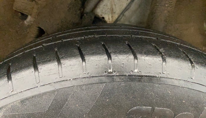2021 Hyundai VENUE S+ 1.2, Petrol, Manual, 40,817 km, Left Rear Tyre Tread