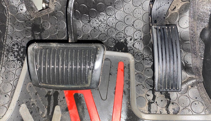 2023 Hyundai VENUE S (O) 1.0 Turbo Petrol DCT, Petrol, Automatic, 15,976 km, Pedals