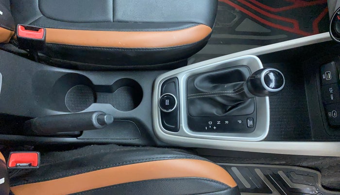 2023 Hyundai VENUE S (O) 1.0 Turbo Petrol DCT, Petrol, Automatic, 15,976 km, Gear Lever